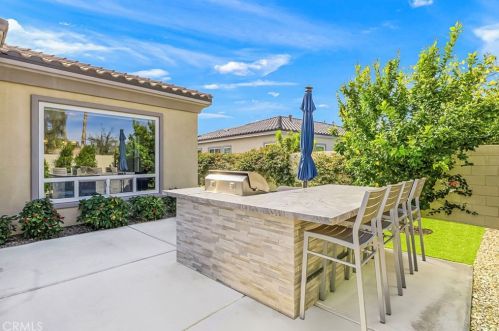 81830 Seabiscuit Way, La Quinta CA  92253-8949 exterior