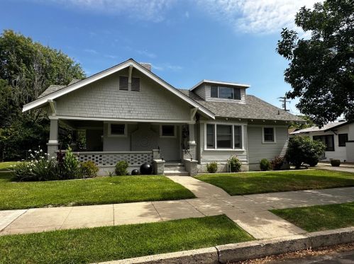 202 Semple St, Modesto, CA 95354-0651