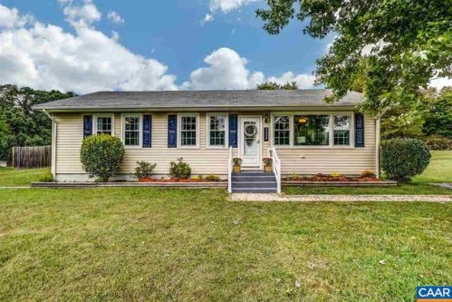 3324 Gathright Dr, Goochland, VA 23063-3236