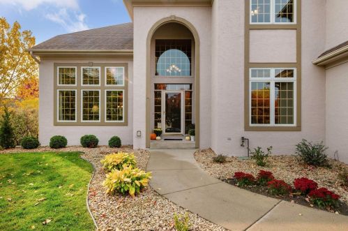17785 32nd Pl, Minneapolis, MN 55447-1692