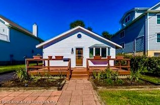 326 Woodland Ave, Brielle, NJ 08730-2039