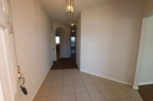 6407 Miranda Dr, Fort Worth TX  76131-1241 exterior