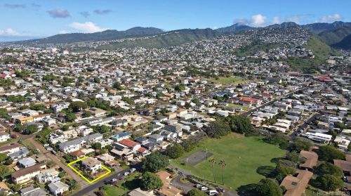 4124 Maunaloa Ave, Honolulu HI  96816-4525 exterior