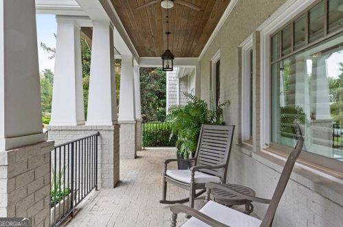 2908 Mabry Rd, Atlanta GA  30319-2606 exterior