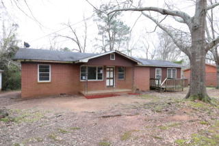 43 Hillcrest Dr, Forsyth, GA 31029-3332