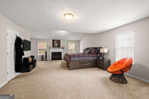 2875 Chilhowee Dr, Atlanta GA  30331-9446 exterior