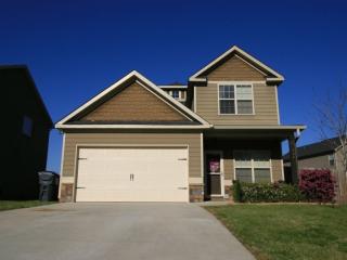 117 Flowing Meadows Dr, Kathleen, GA 31047-2736
