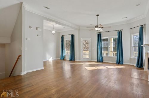 131 Bowen Cir, Atlanta GA  30315-2608 exterior