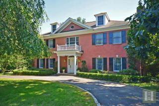 35 Shields Rd, Tokeneke, CT 06820-2531