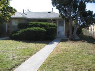 2863 Garfield St, Denver CO  80205-5067 exterior