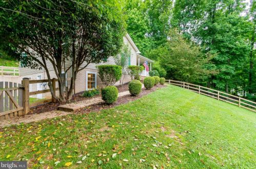 956 Wilderness Rd, Linden, VA 22642-5816