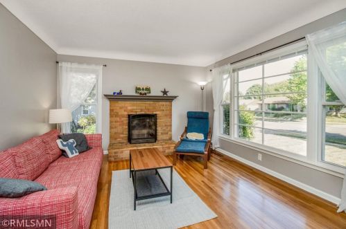 1122 Hubbard Ave, Saint Paul MN  55104-1425 exterior