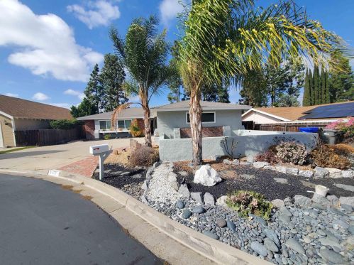 5407 Rocking Horse Ln, Oceanside, CA 92057-5511