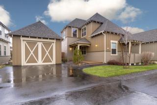11255 Bunk House Ln, Eagle Crest, OR 97756-7459