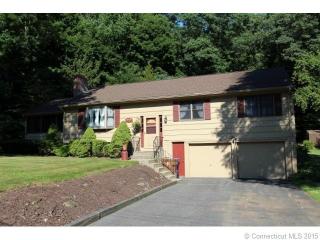 6 Hemlock, Huntington, CT 06484-2603
