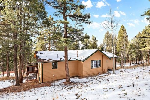 84 Pne Ln, Woodland Park CO 80863-9535 exterior