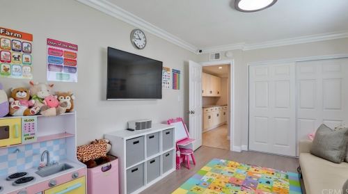 2627 Norm Pl, Anaheim CA  92806-5015 exterior