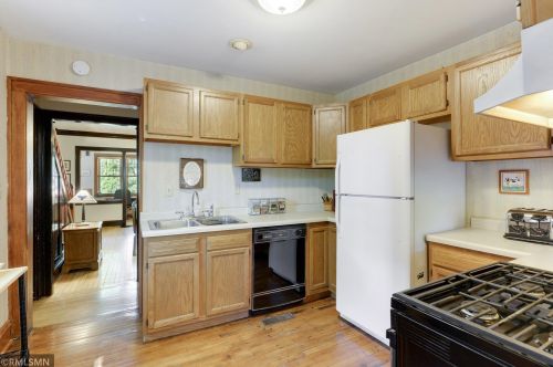 396 Dayton Ave, Saint Paul MN  55102-1706 exterior