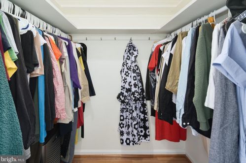 637 Lombard St, Philadelphia PA  19147-1416 exterior