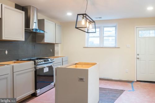 1435 Juniper St, Philadelphia PA 19147-4924 exterior