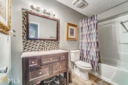 6050 Katherine Rd, Rex GA 30273-1122 exterior