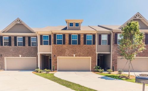 2753 Morgan Glen Rd, Buford GA  30519-3034 exterior