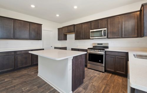 346 Hemlock Ln, Oswego, IL 60543-3500