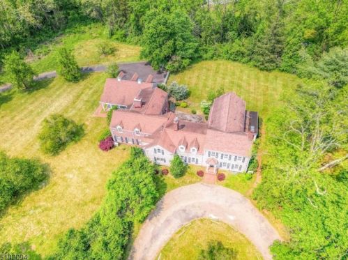 502 Van Beuren Rd, Morristown, NJ 07960-6458