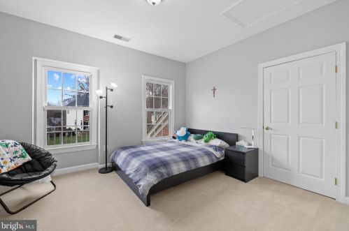 7305 Laurel Creek Ct, Springfield VA  22150-4912 exterior