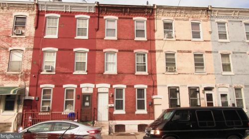 2744 Lawrence St, Philadelphia, PA 19133-2739