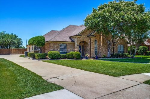2700 Coventry Ln, Carrollton, TX 75007-4860