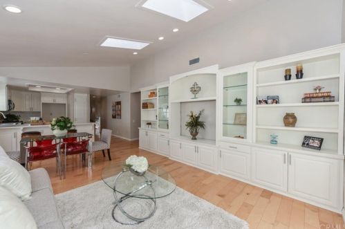 12 Campanero, Irvine CA  92620-1821 exterior