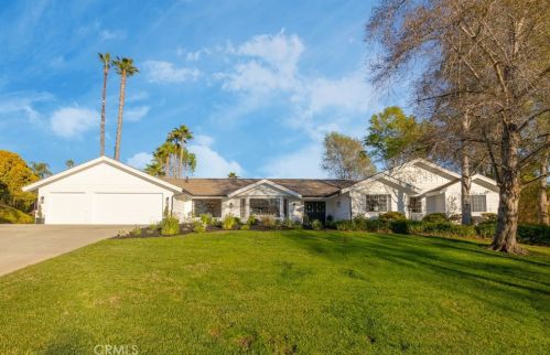 1232 Pleiades Dr, Vista CA  92084-6531 exterior