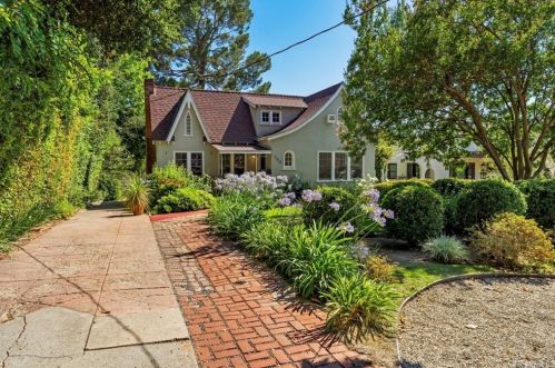 200 Terrace St, Altadena, CA 91001-4706