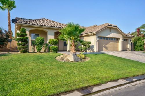 13310 Poppy Hills Ave, Sharon, CA 93610-2043