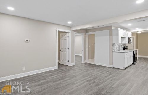 123 Dahlia Ave, Atlanta GA  30314-1207 exterior