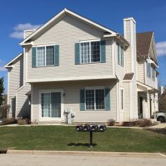 585 Fox Ridge Dr, Volo IL  60020-1956 exterior