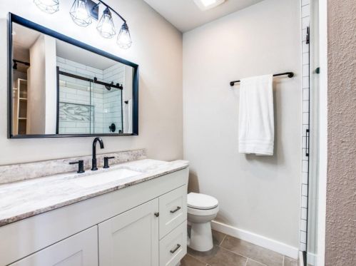 2137 Vlg Grn Dr, Garland TX 75044-7145 exterior