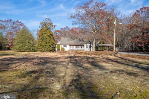 150 Sumner Ave, Belleplain, NJ 08270-2756