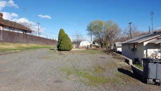 405 Edson St, Zillah, WA 98953-9511