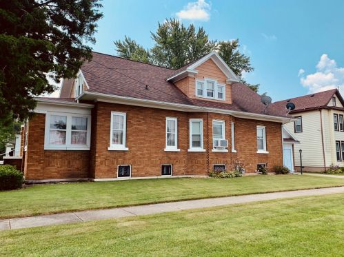 421 Locust St, Swygert IL  61764-2043 exterior