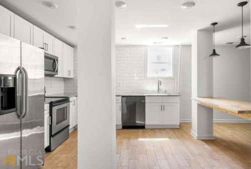 2498 Jewel St, Atlanta GA  30344-2827 exterior