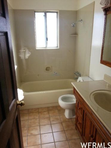 4901 Banquet Ave, Taylorsville, UT 84081-4029