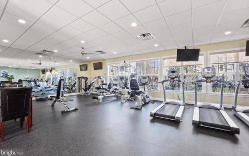 64 Kyle Way, Trenton NJ 08628-2521 exterior