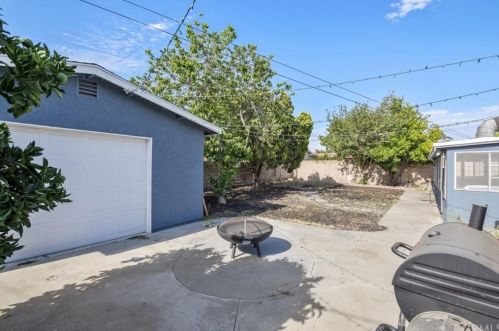 3223 Stonybrook Dr, Anaheim CA  92804-3023 exterior