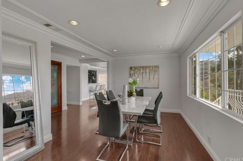 1623 Gladys Dr, Glendale CA  91206-1650 exterior