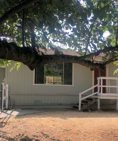 1975 Copper Cove Dr, Copperopolis, CA 95228-9559