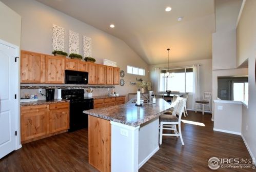 2648 Emerald St, Loveland CO 80537-2013 exterior