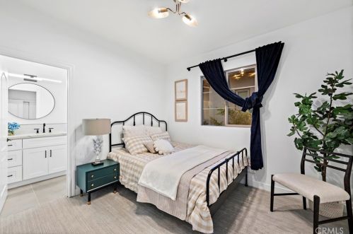 85 Sanctuary, Irvine CA  92620-3425 exterior