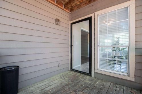 101 Country Park Dr, Smyrna GA  30080-8215 exterior